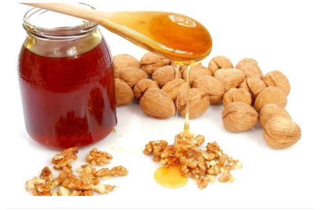 Ореховый доктор: орех и мед печень спасет