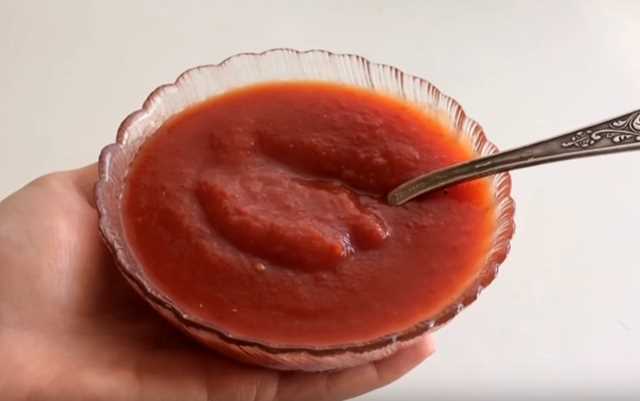 Кетчуп из помидор на зиму — пальчики оближешь!