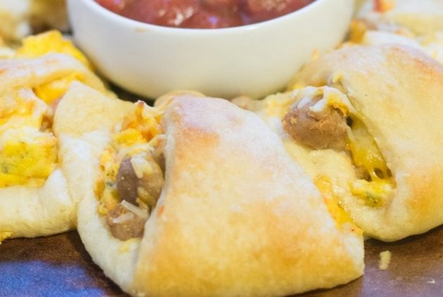 Что приготовить из слоёного теста: 20 быстрых и вкусных блюд Что приготовить из слоёного теста: 20 быстрых и вкусных блюд