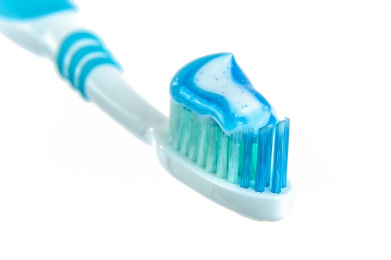 15 удивительных свойств зубной пасты, о которых вы не знали