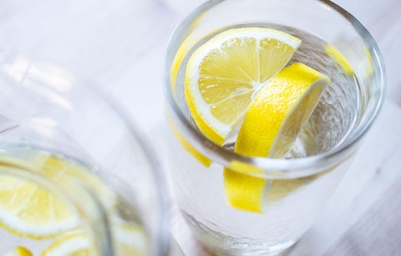 Волшебная лимонная вода