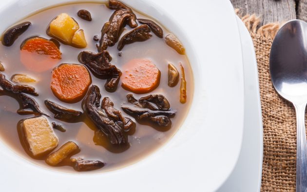 6 рецептов идеальных зимних супов