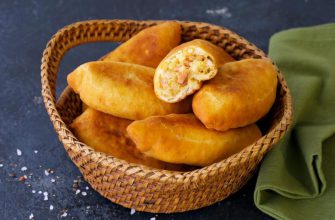 Пирожки с рисом и горбушей