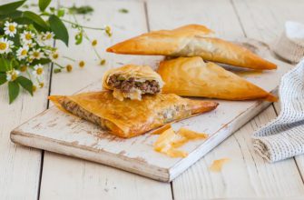 Хрустящие пирожки с мясной начинкой