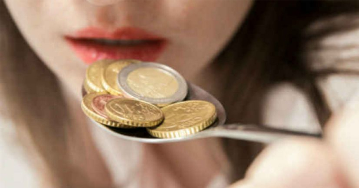5 причин, по которым у вас металлический привкус во рту (и как его избежать)