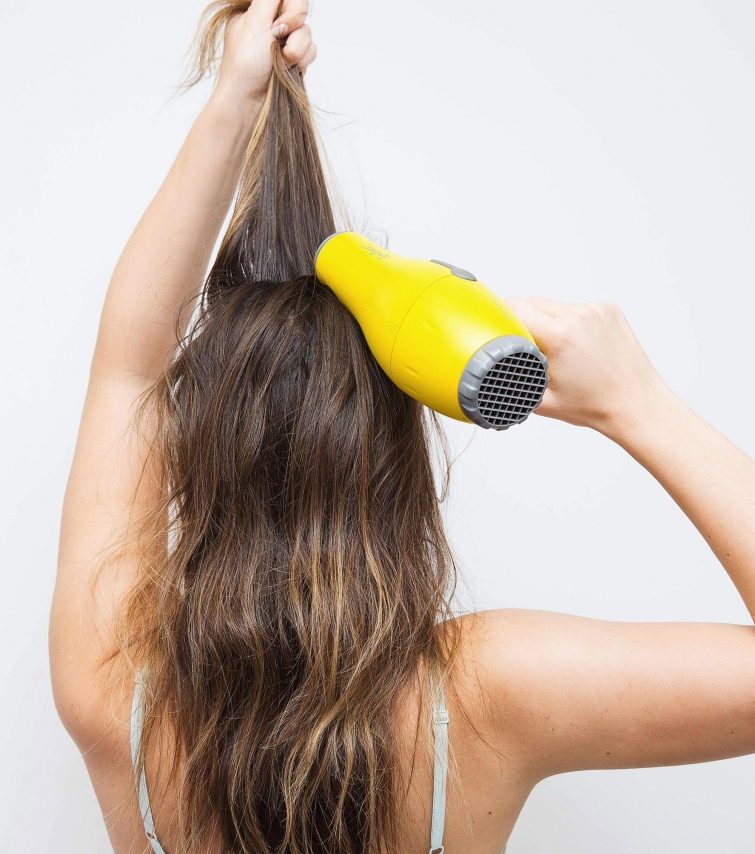 Секреты, которые помогут сделать ваши волосы густыми и объёмными