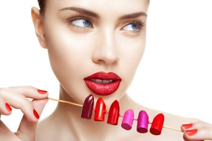 6 оттенков помад, которые должны быть в косметичке каждой современной женщины