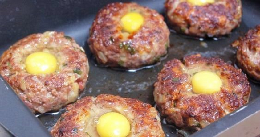 Заканчиваем сегоднешний день вкусным ужином. Заканчиваем сегоднешний день вкусным ужином.
