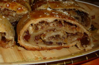 РУЛЕТ С ОРЕХАМИ И МЁДОМ