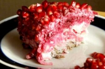 Салат «Любимый» — очень удачное сочетание вкусов.