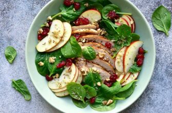 Как приготовить гениальные салаты с курицей и яблоками. И гости сыты, и яблоки не пропали