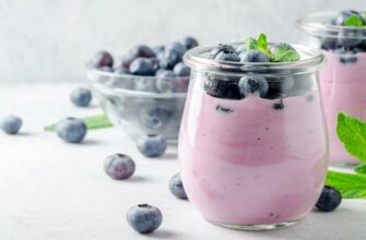 Ягодный мусс с домашним йогуртом