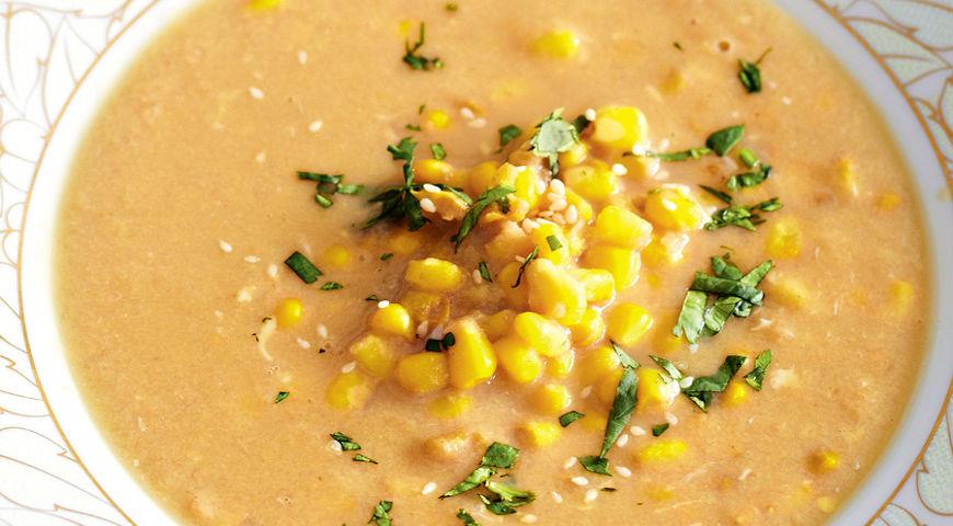 Быстрый куриный суп с кукурузой и имбирем Быстрый куриный суп с кукурузой и имбирем