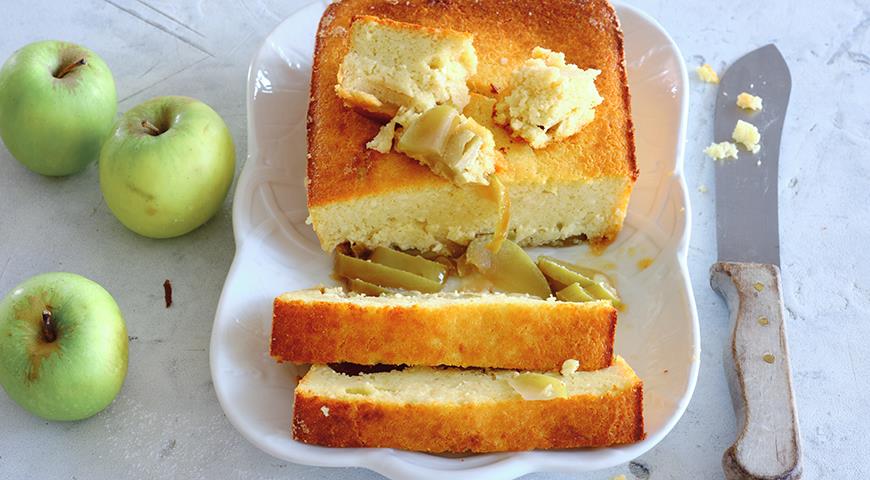 Запеканка с яблоками на пару для ребенка