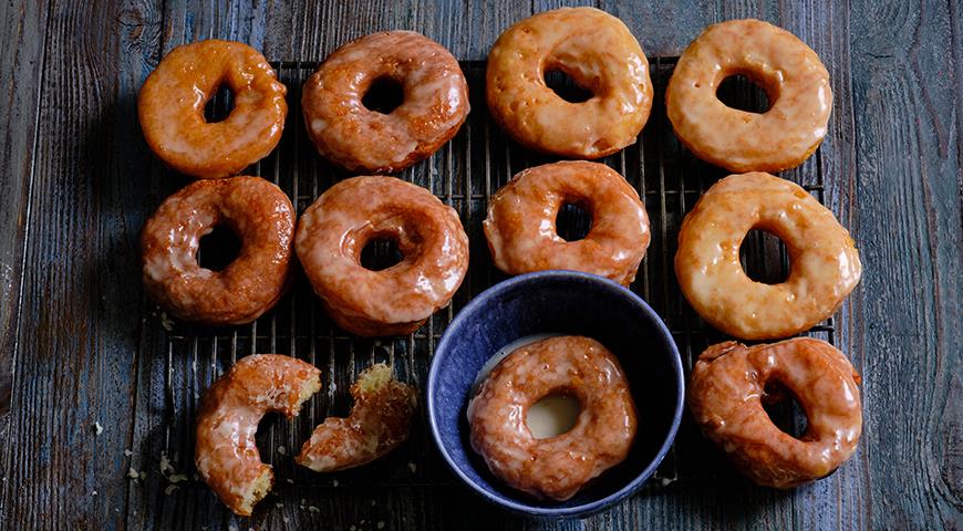 Как приготовить вкусные домашние пончики: творожные, медовые, яблочные, сливочные